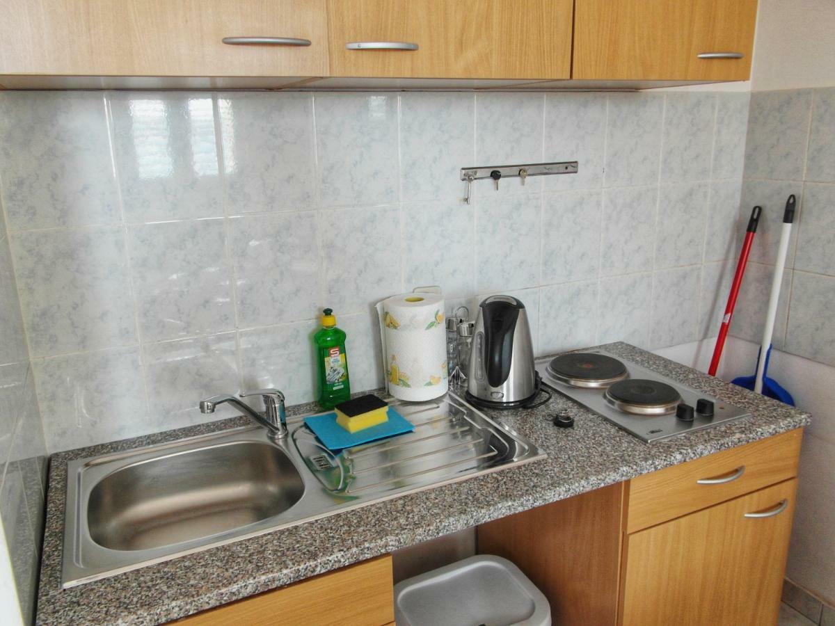Blue Wave Apartments Turanj Bagian luar foto